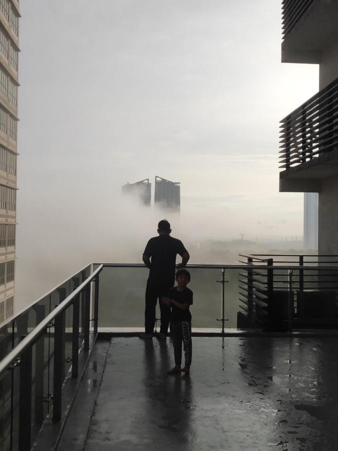 D Bunga مسلم Homestay Pool View Legoland Nusajaya Nusajaya  Exteriér fotografie