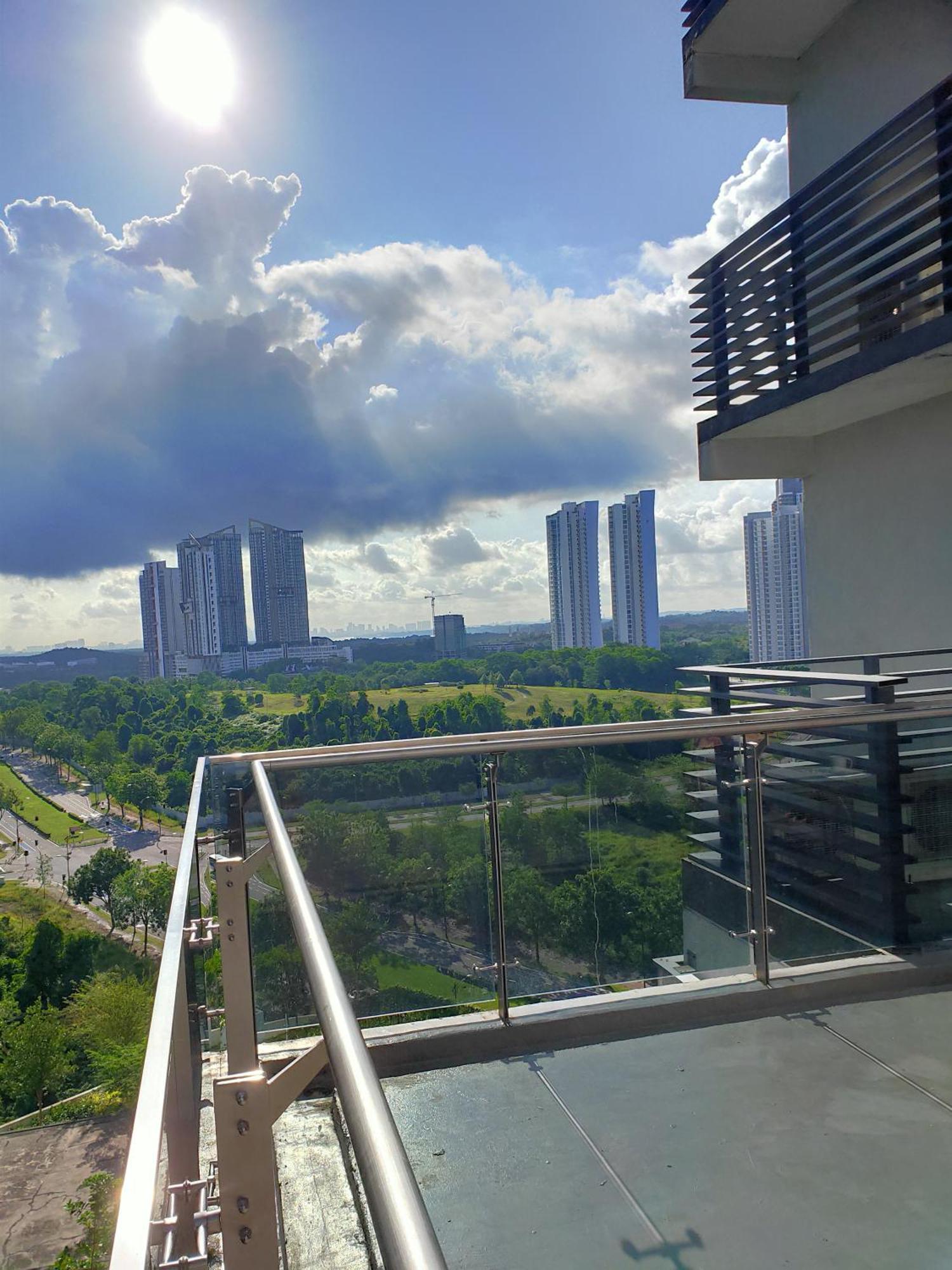 D Bunga مسلم Homestay Pool View Legoland Nusajaya Nusajaya  Exteriér fotografie