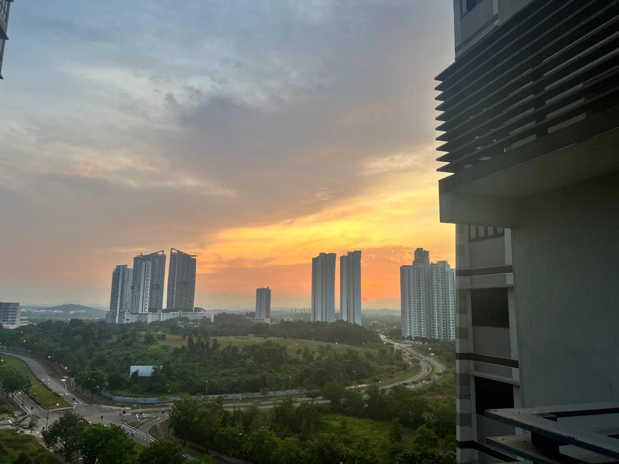 D Bunga مسلم Homestay Pool View Legoland Nusajaya Nusajaya  Exteriér fotografie